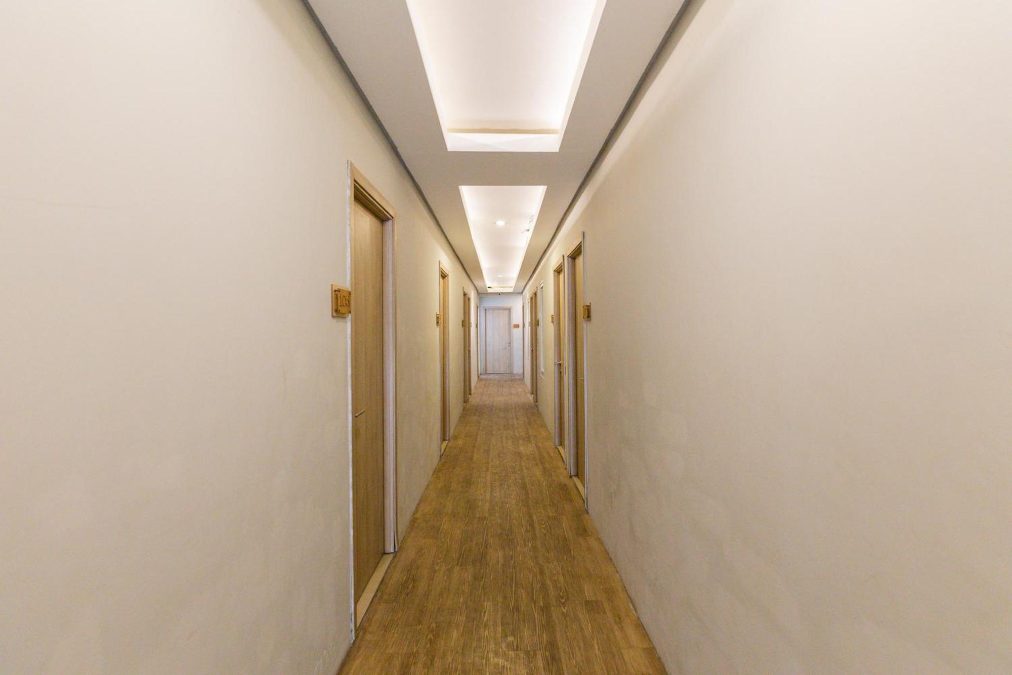 Reddoorz Plus Syariah Near Mall Pondok Indah Dżakarta Zewnętrze zdjęcie